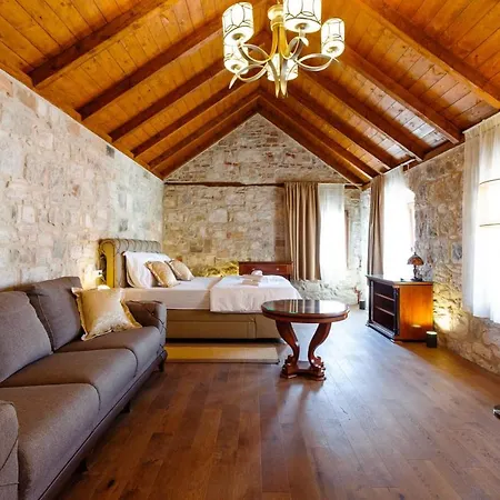Апартаменты Gold Penthouse Сплит